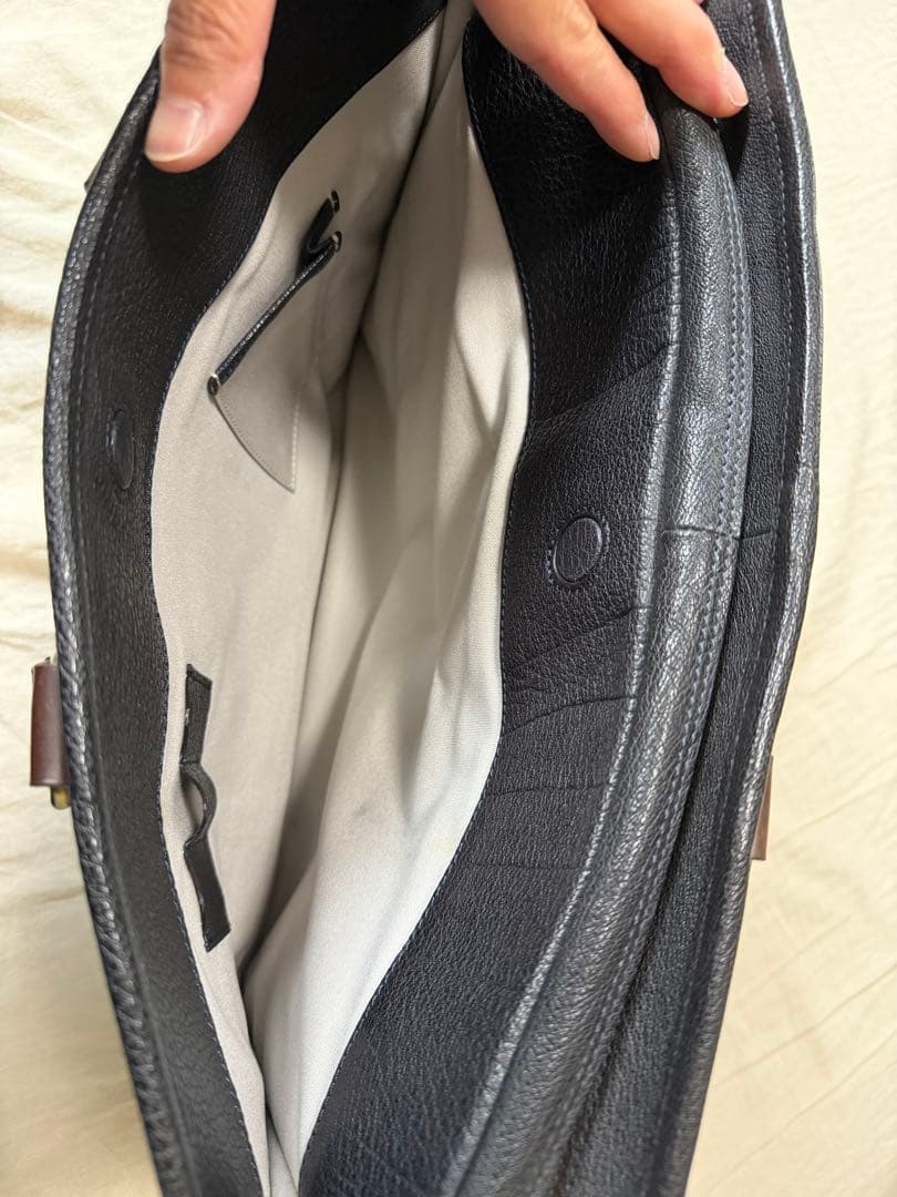 土屋鞄　アルマス　バッファローブリーフケース　アーバンネイビー