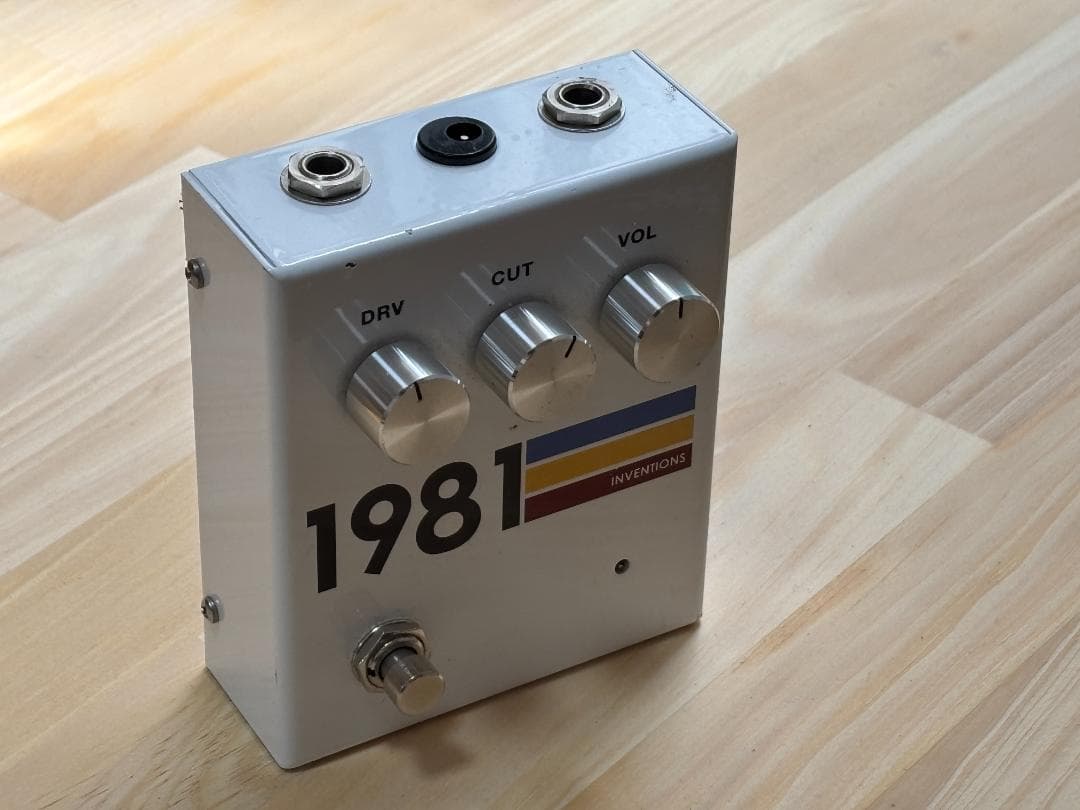 1981 INVENTIONS DRV ギターエフェクター［ RAT 系 歪み］