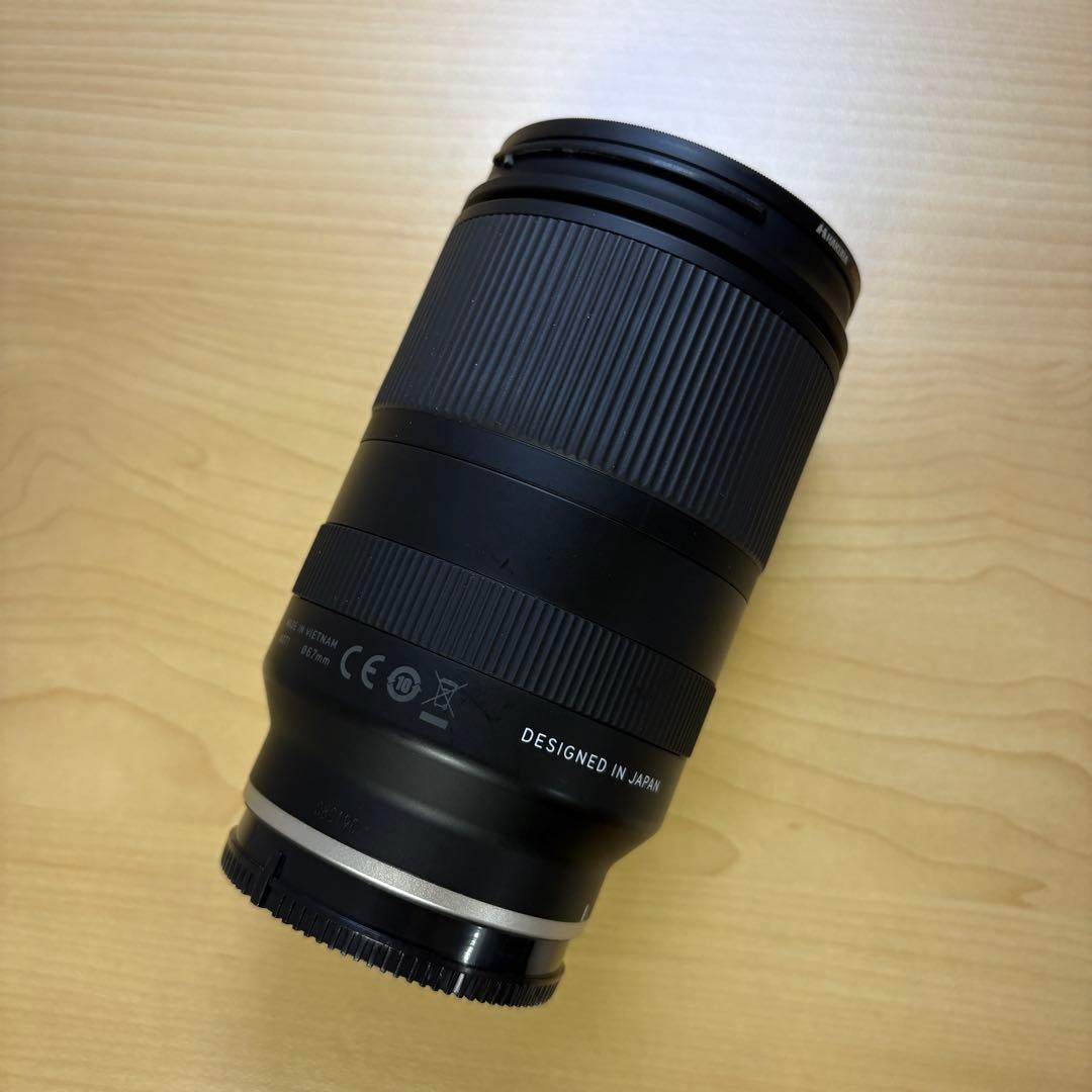 Tamron 28-200mm F2.8-5.6 ソニーEマウント（おまけ付き）