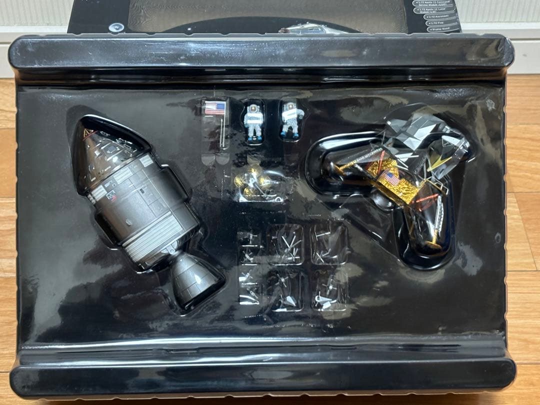 1/72 NASA アポロ11号 CSM 司令船/機械船&月着陸船w/月面ベース