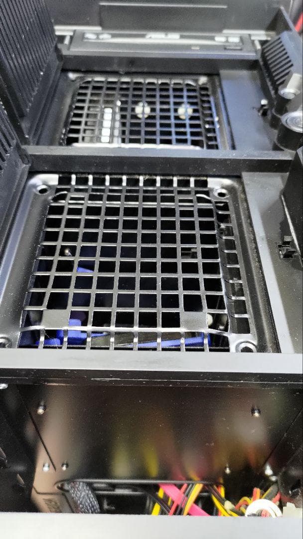 中古自作PC/Antec [Mini P180]/マザボ＋CPU＋ドライブ＋電源