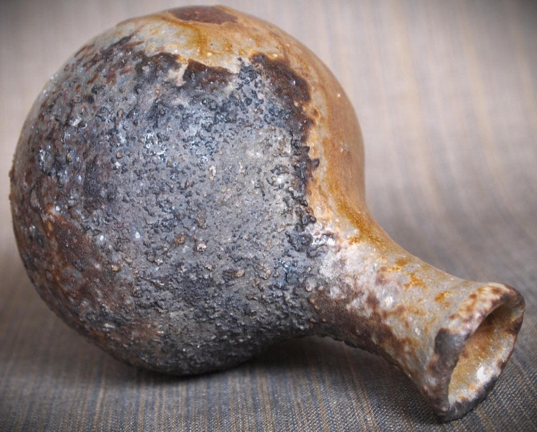 希少作★小山末廣【師：金重素山】備前(窯変〉徳利★共箱