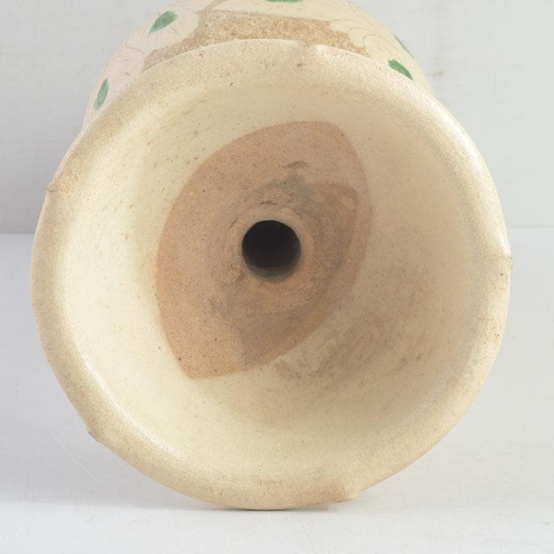 中国　遼白地緑彩刻花卉文　輪花口瓶　C　9243A