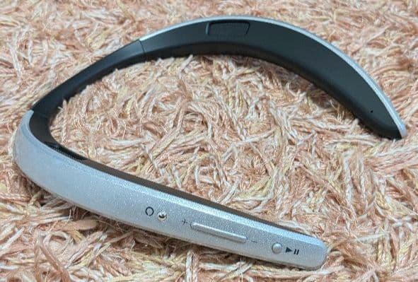 SHARP AN-SC1 ウェアラブルAIスピーカー 〜首掛けタイプ〜