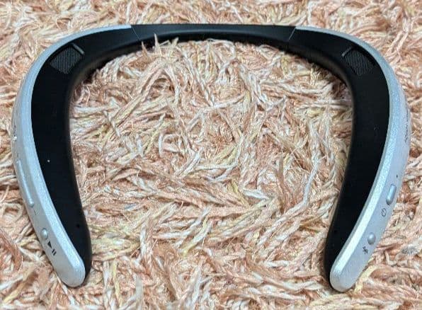 SHARP AN-SC1 ウェアラブルAIスピーカー 〜首掛けタイプ〜