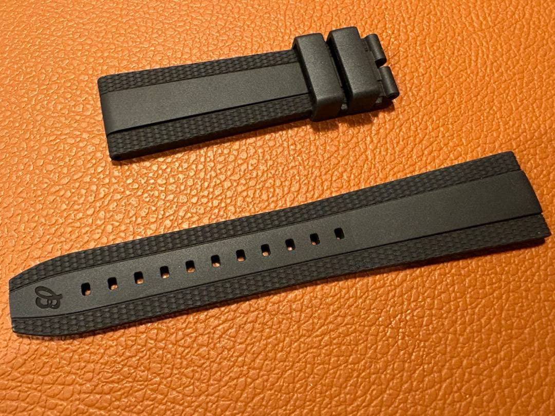 【未使用】ブライトリング　純正ラバーベルト　BA用　22-18