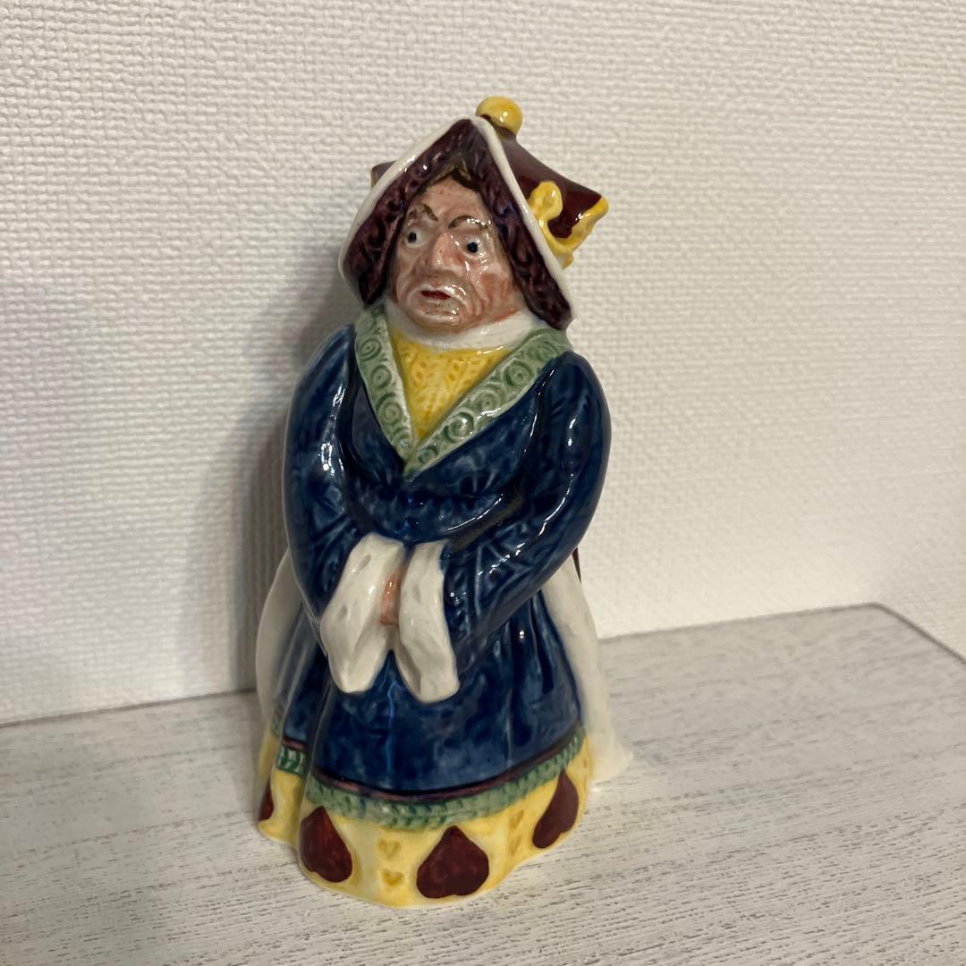 BESWICK　陶器　人形　不思議の国のアリス　ハートの女王　英国　ビンテージ
