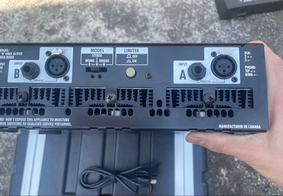 HK AUDIO VC1200 パワーアンプ600Wx2