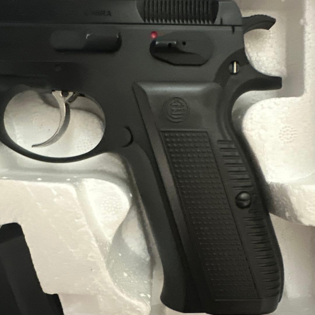 トイガン Carbon8 cz75 2nd. version CO2 Blowback