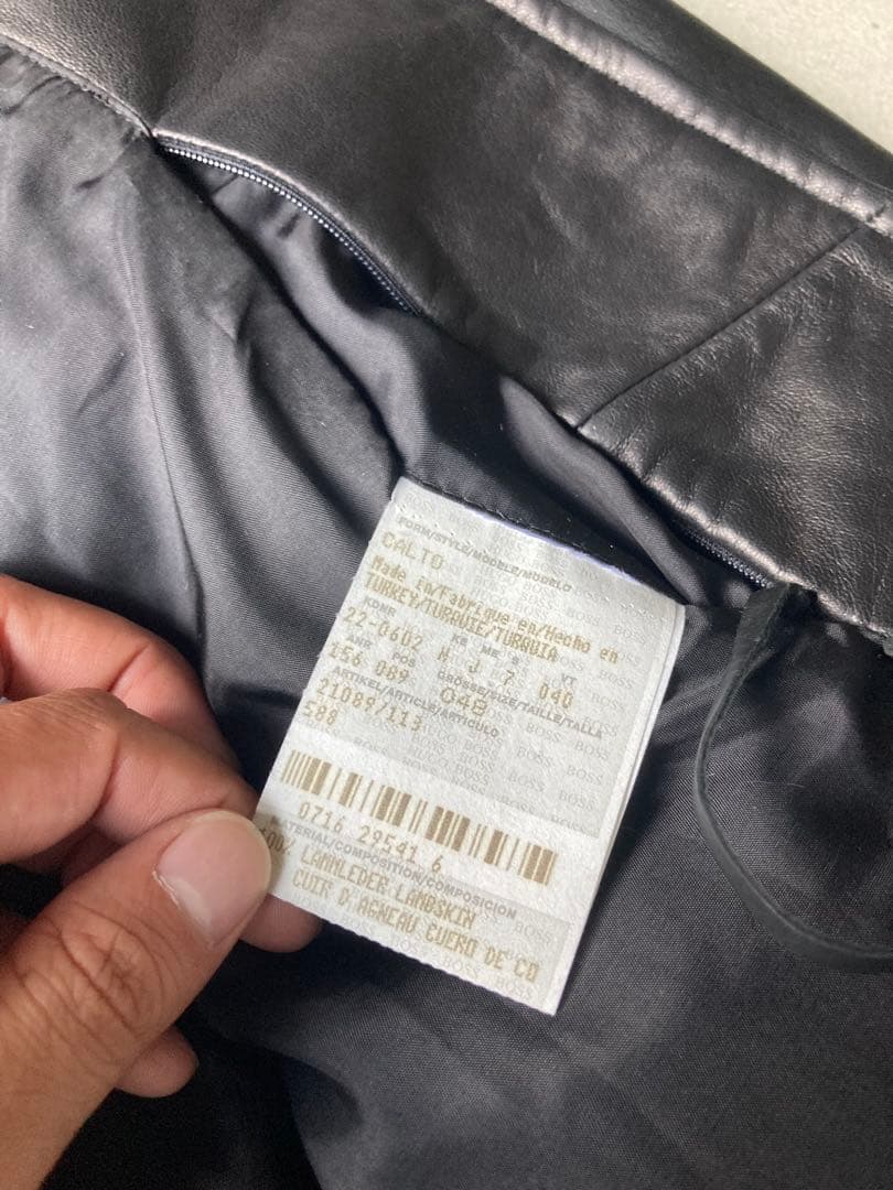 【美品】HUGO BOSS レザージャケット シングルライダース ブラック