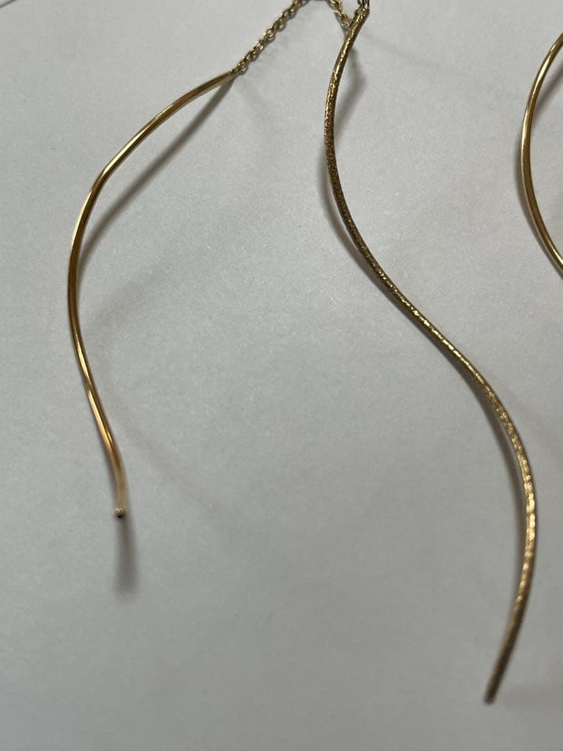 ⭐️chika T⭐️ 【COCOSHNIK 】S字ラインチェーンピアス