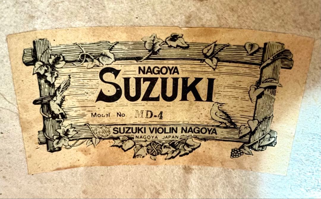 【新品弦張替済】SUZUKI マンドラ MD-4 8弦 オーバルボディ