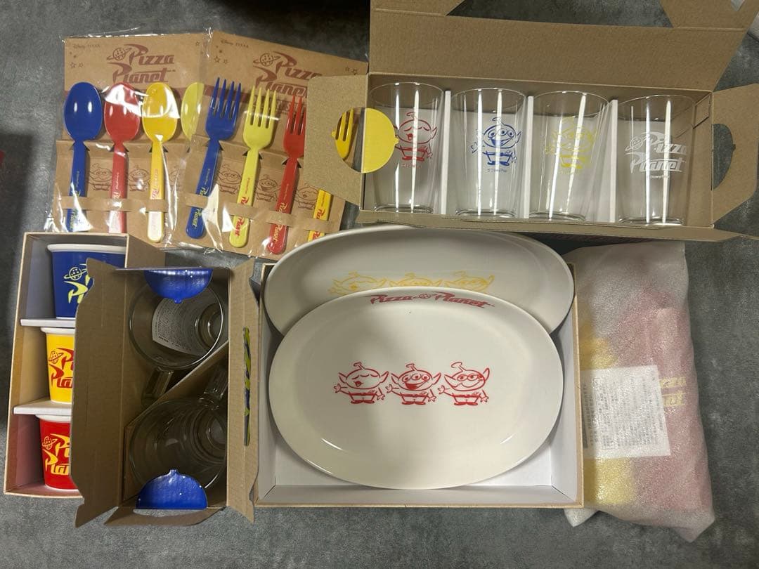 Bambina　新品未使用　ピザプラネッ