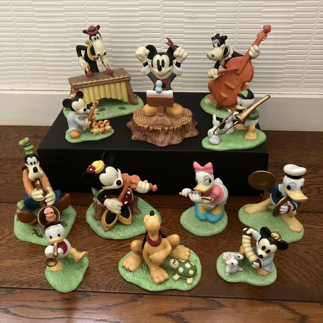 ディズニー　陶器置物　フィギュアリンワールド　オーケストラ　音楽隊