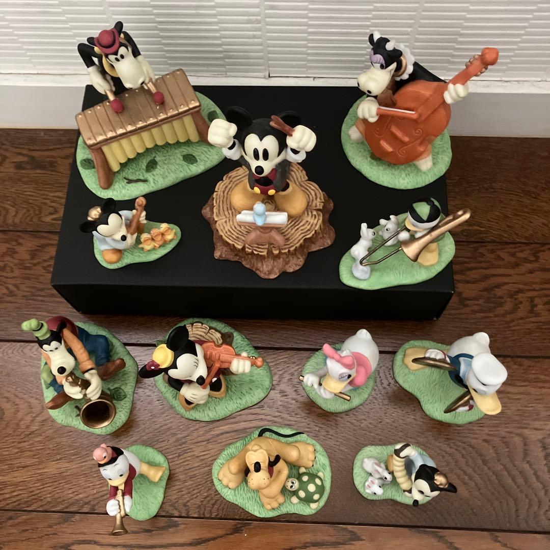 ディズニー　陶器置物　フィギュアリンワールド　オーケストラ　音楽隊