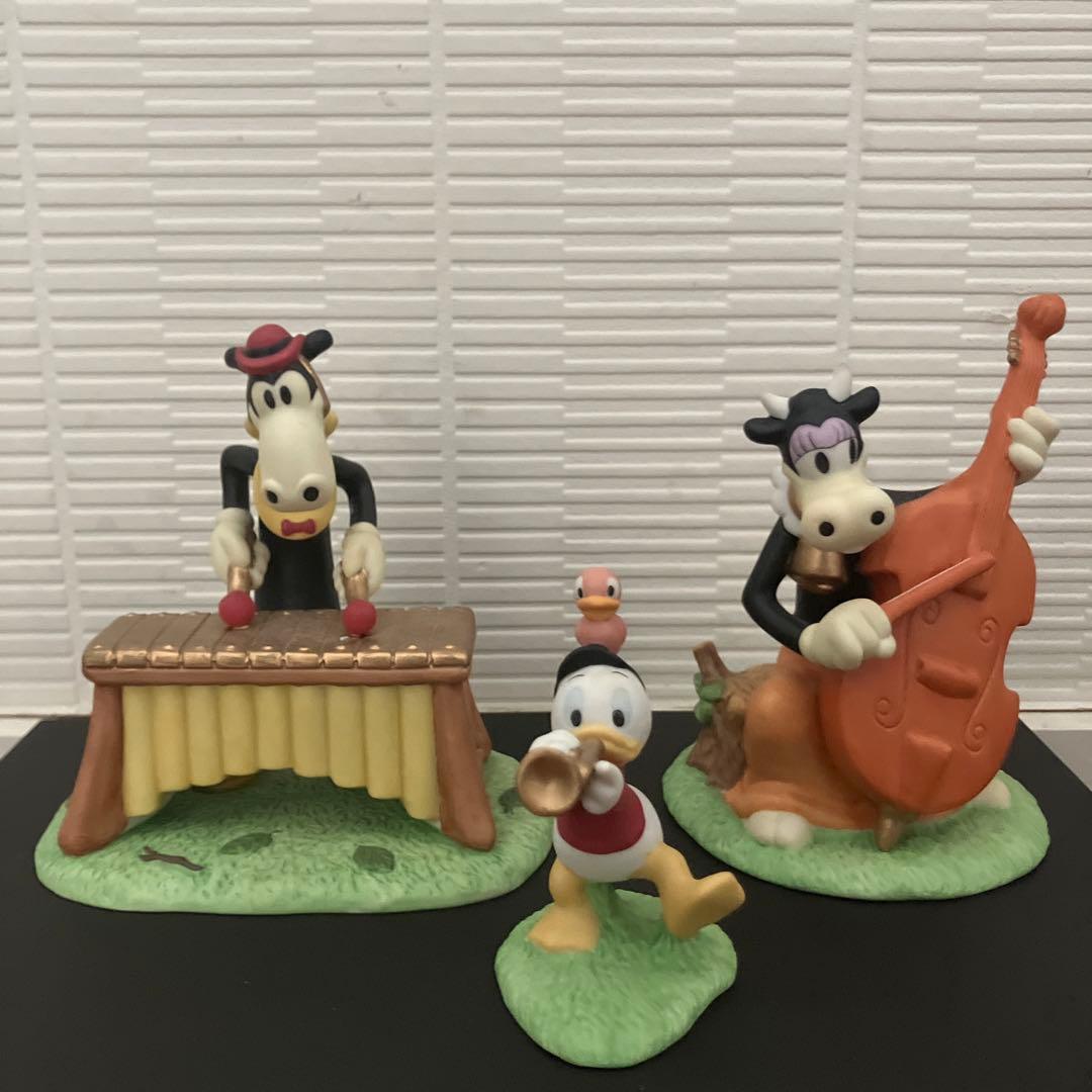 ディズニー　陶器置物　フィギュアリンワールド　オーケストラ　音楽隊