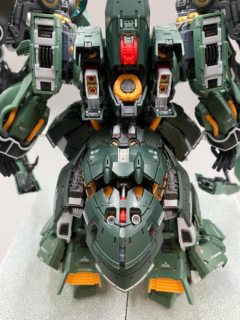 T.S.F Axis Model 1/100 オシリス・エリアル ドミネーター