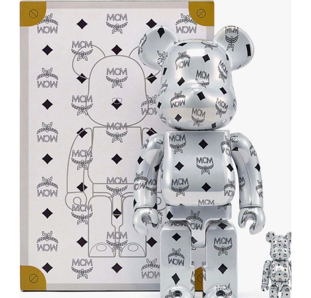 BE@RBRICK MCM WHITE CHROME Ver. 100 400％