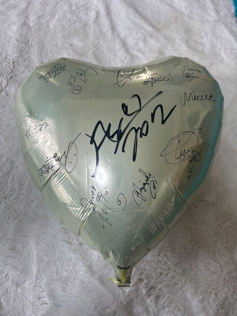 浜崎あゆみ サイン入り風船　2012