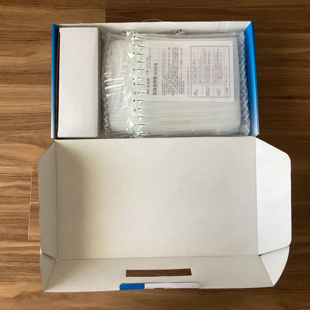 未使用！ 10.1インチ　ポータブルDVDプレーヤー リモコン・AVケーブル付き