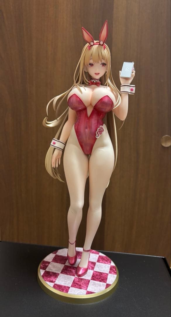 NIKKE バイパー：トキシックラビット 1/7 フィギュア