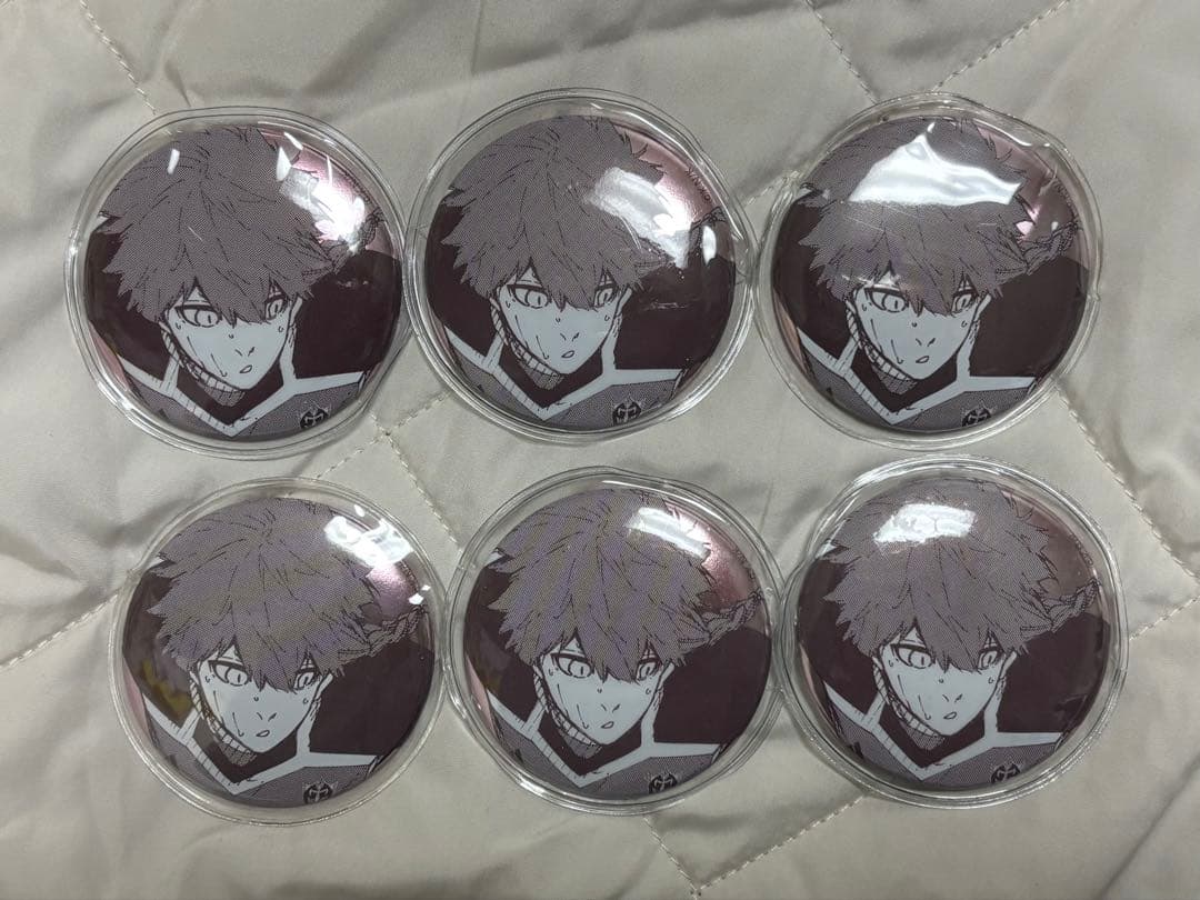 黒名蘭世　ブルーロック展　缶バッジ　48点