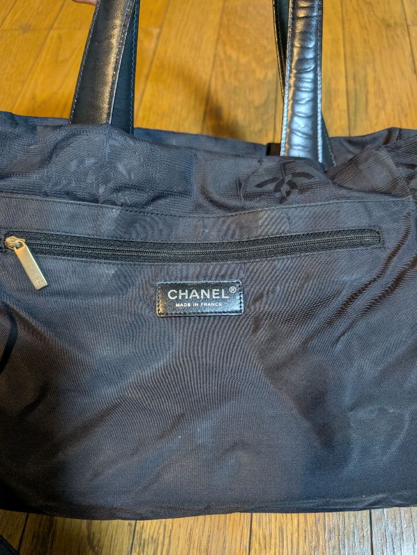 CHANEL　シャネル　ブラック　トート　バッグ