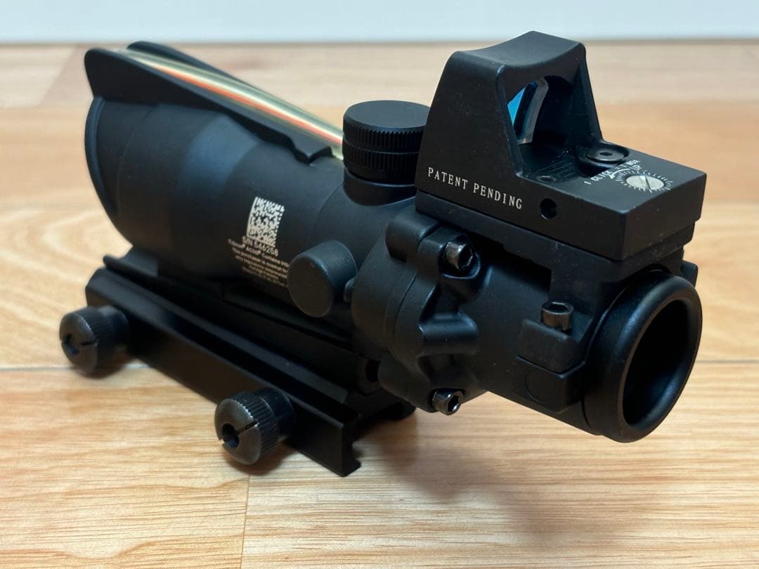 Trijiconタイプ ACOG TA31RCO 4×32 自動調光 ジャンク