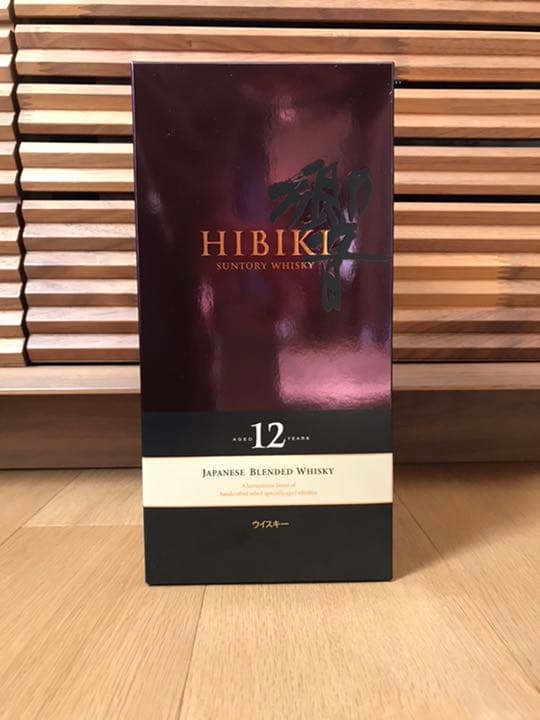 【希少未開栓・箱入り】サントリー　響12年