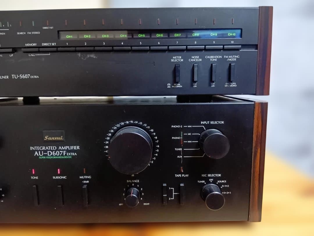 SANSUI AU-D607F Extra　アンプとチューナー（おまけ）