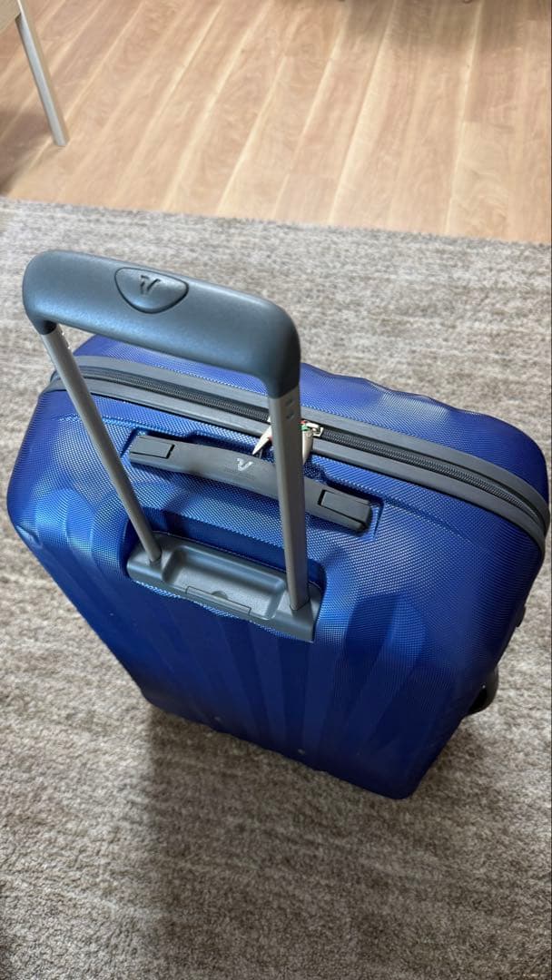 ネイビー ストライプ キャリーケース