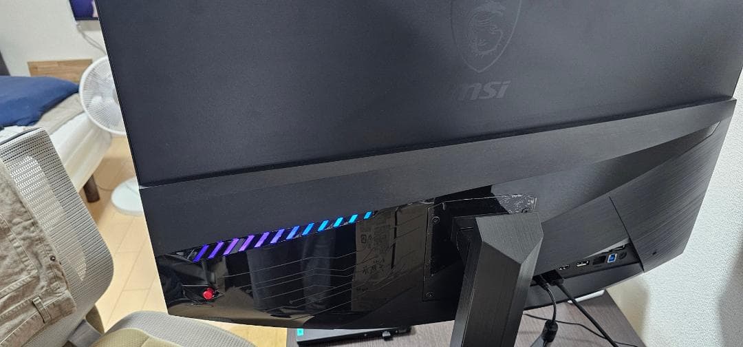 MSI Optix MAG321CURV 湾曲4Kモニタ 31.5インチ
