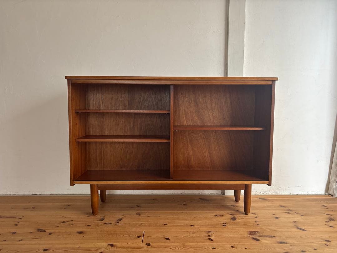 北欧ヴィンテージ　チーク　ガラスキャビネット