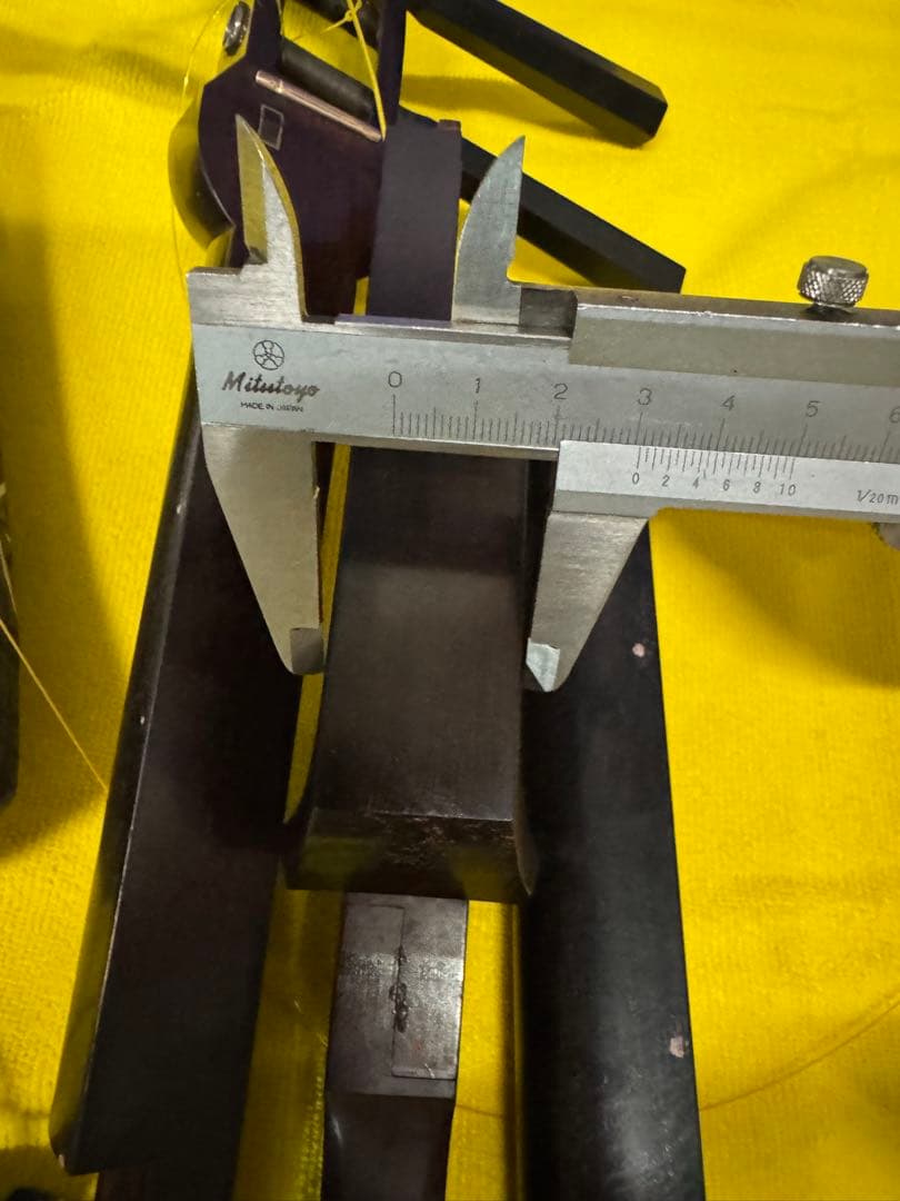 三味線　細棹　短棹　金細(K9金) 綾杉胴 k9