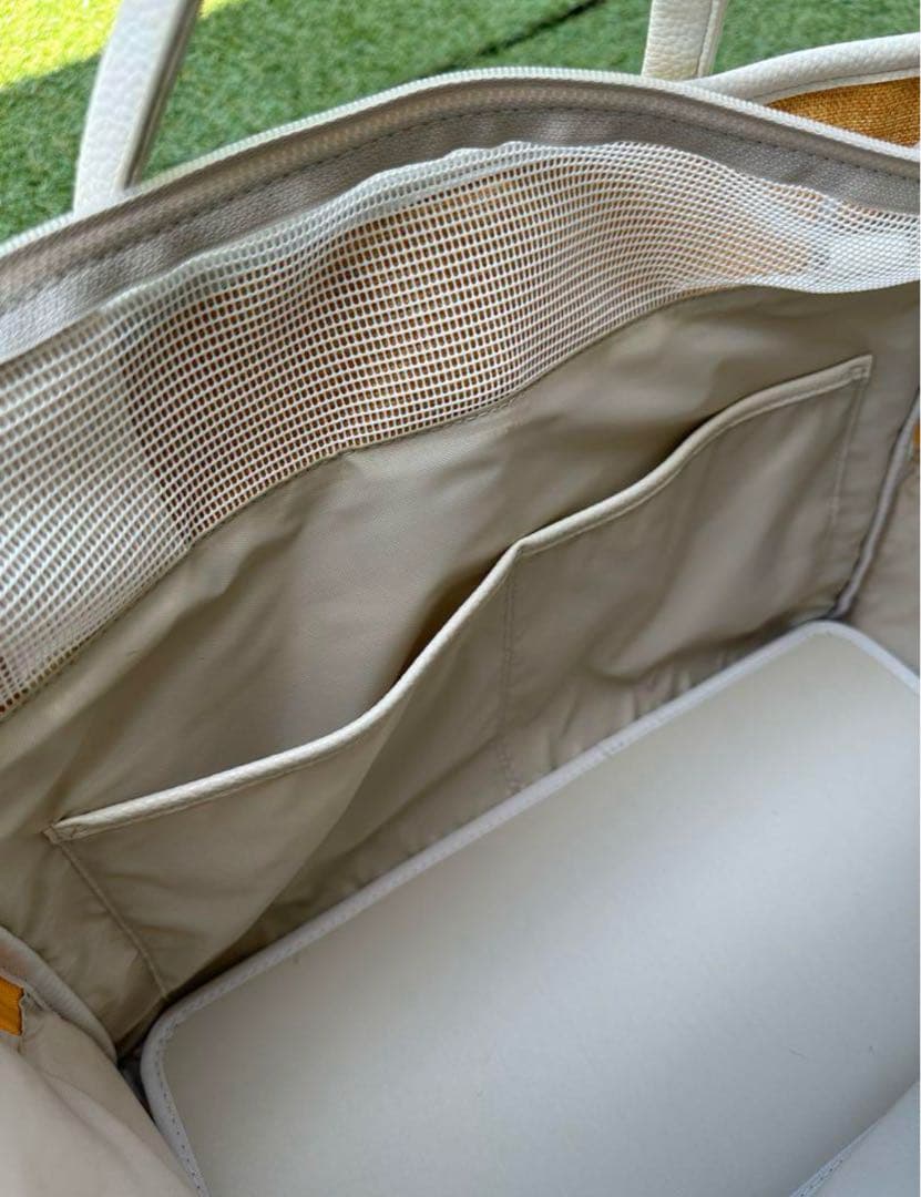 【美品】犬用猫用キャリーバッグMILLIONG ミリオン・ジャパン