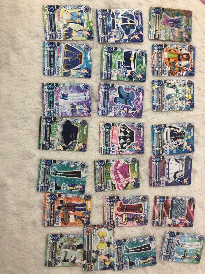 ★バインダー3つ➕アイカツカード約300枚★