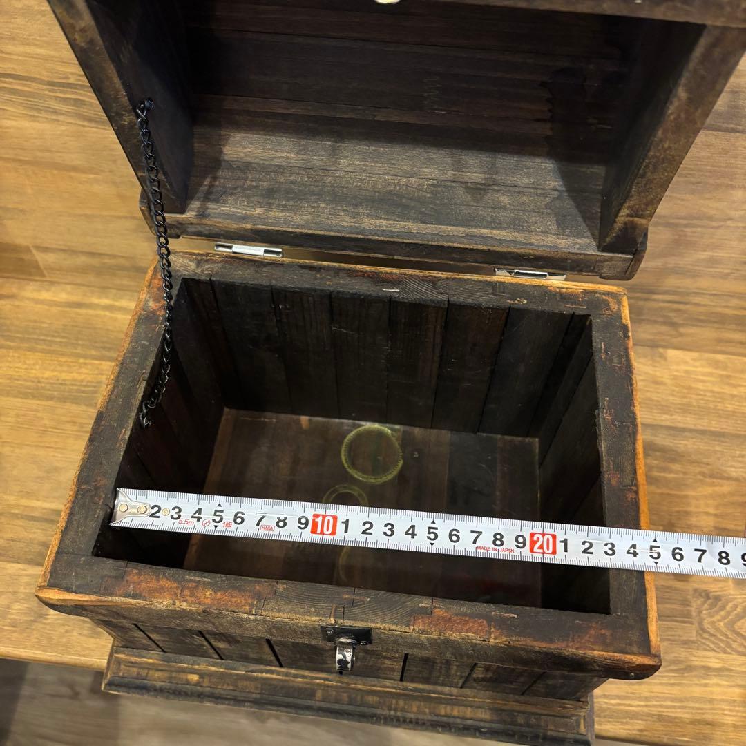 木製トランク アーチ型 蓋付き　宝箱　海賊風