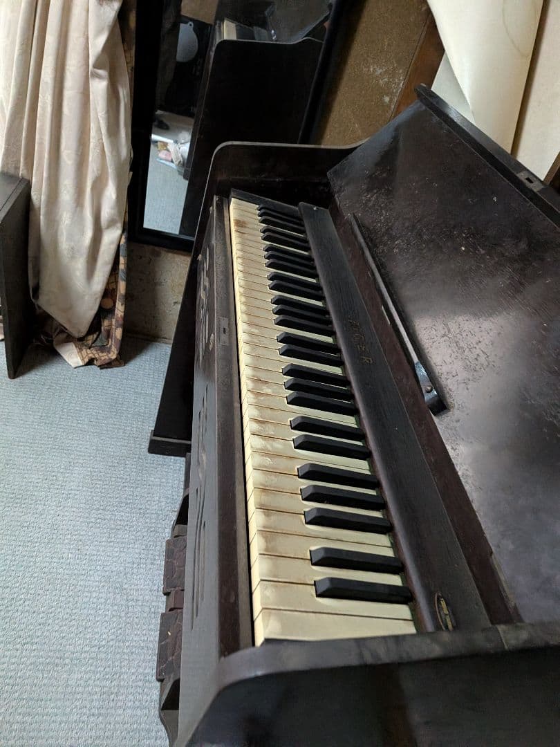 タイガー　ヤマハ足踏みオルガン　イス付き　Vintage(⁠•̀⁠ᴗ⁠-⁠)⁠✧