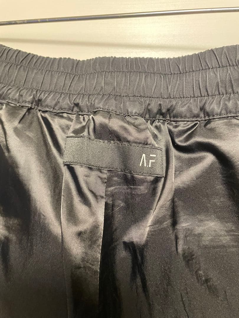 A.F ARTEFACT エーエフ アーティファクト レザー ハーフ パンツ