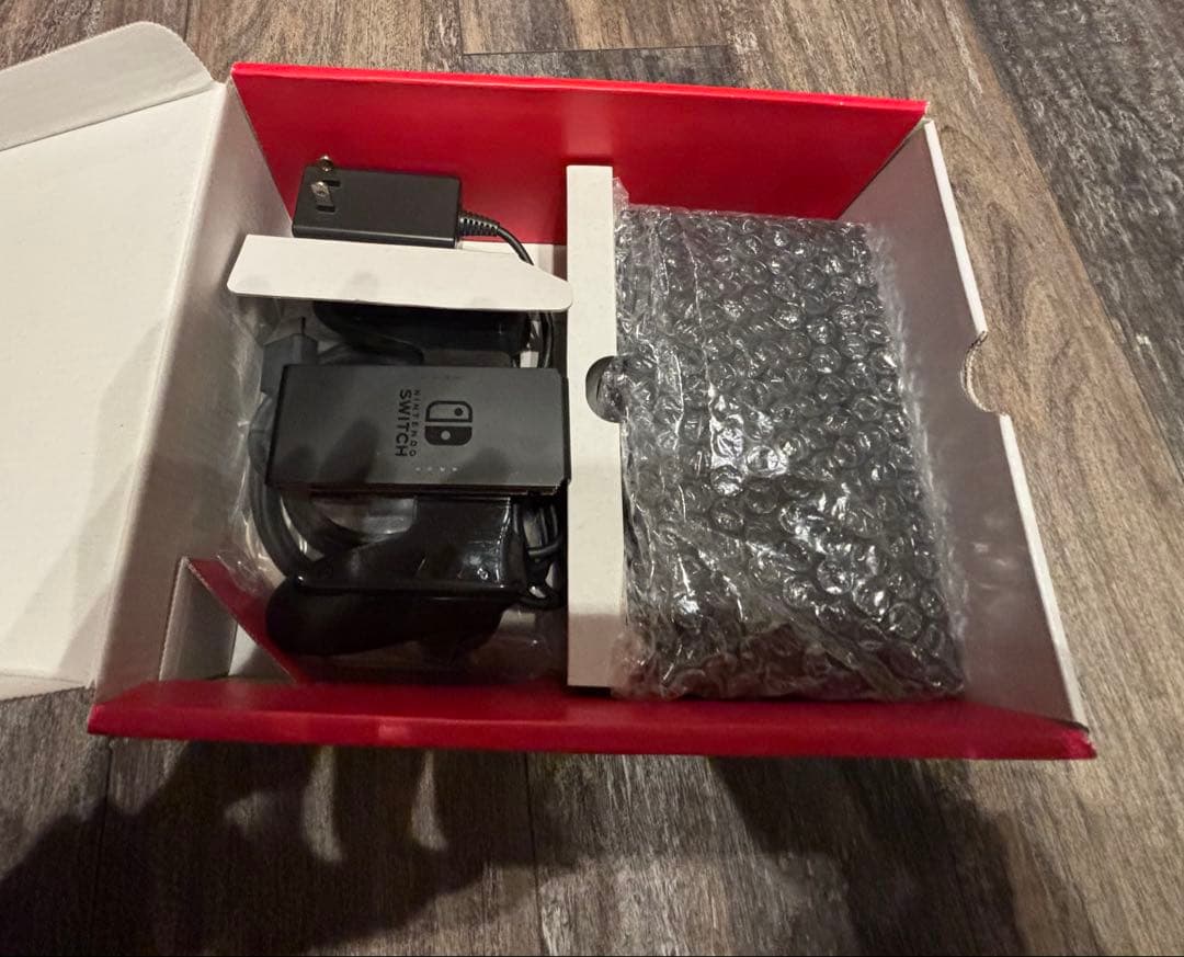 Nintendo Switch ネオンブルー・ネオンレッド 本体