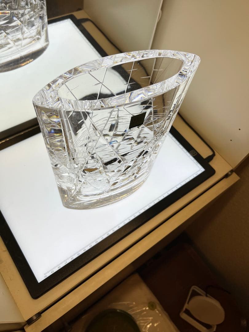 HOYA クリスタル　佐々文夫　最高級　花瓶　フラワーベース　工芸品　中古品