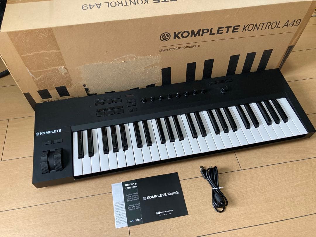 KOMPLETE KONTROL A4 49鍵 MIDIキーボード プラグイン付