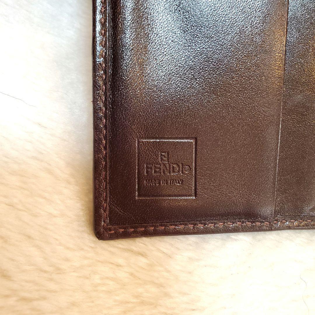 FENDI　フェンディ　二つ折り財布　財布　ズッカ柄　カーキ　ブラック