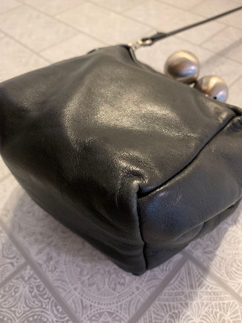 Kawa Kawaカワカワ がま口ミニショルダーバッグ ポシェット 黒