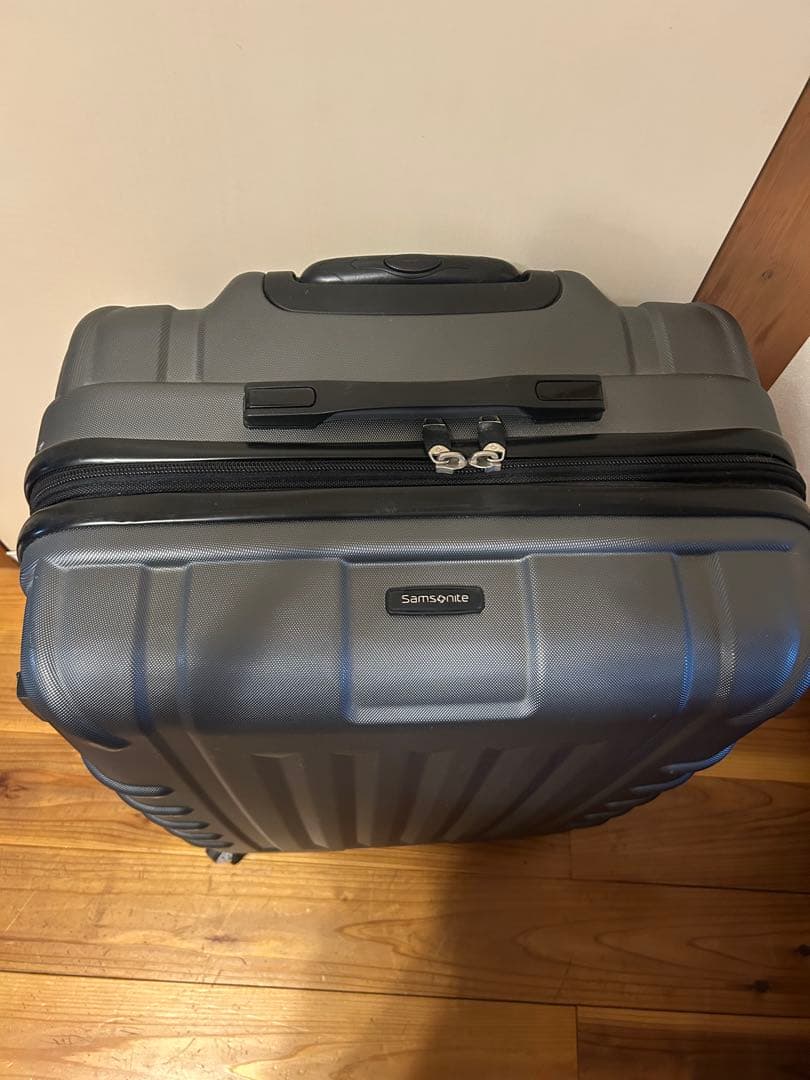 サムソナイト キャリーケース 大容量 大型 スーツケース 四輪 アジャスター付き