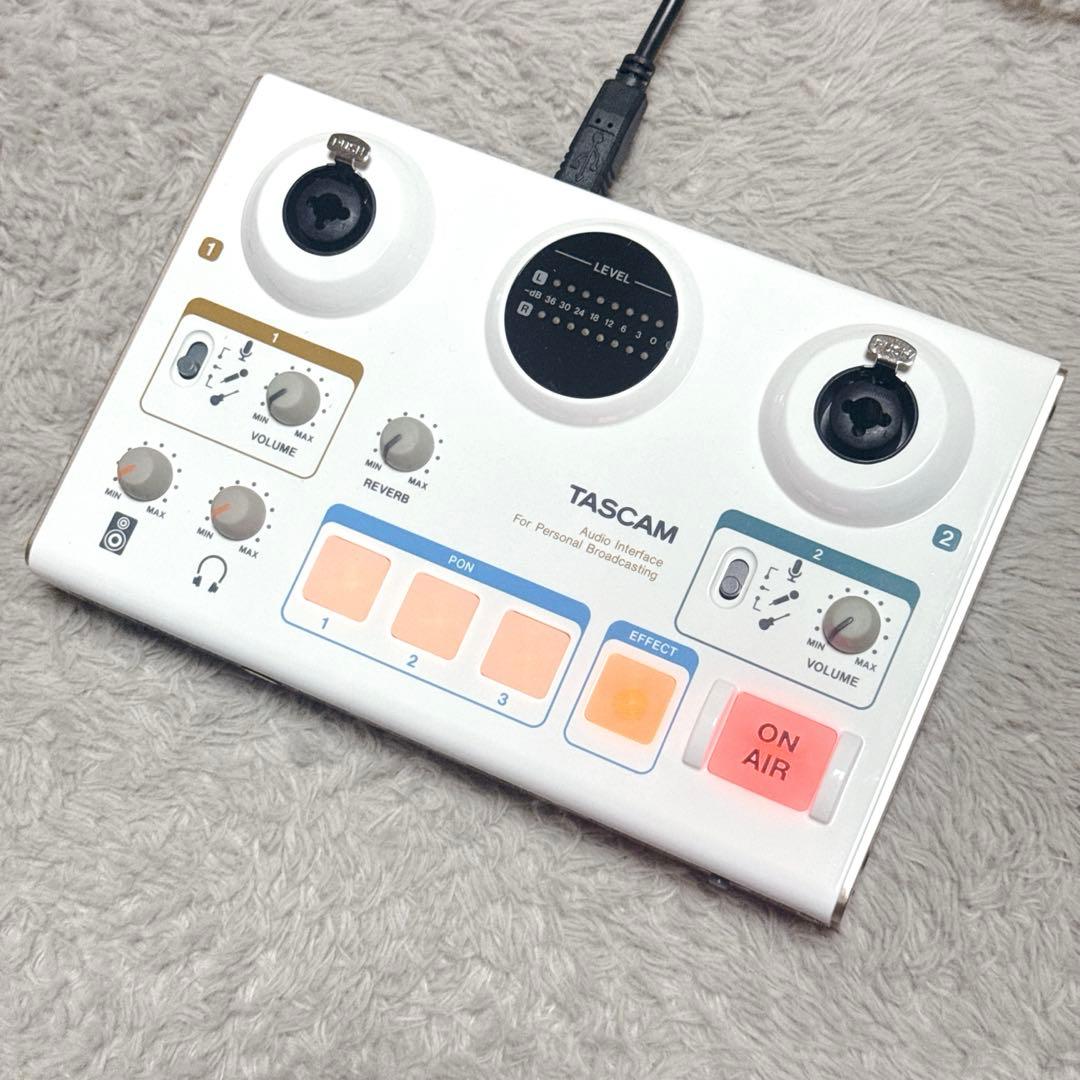 美品★TASCAM MiNiSTUDIO CREATOR US-42