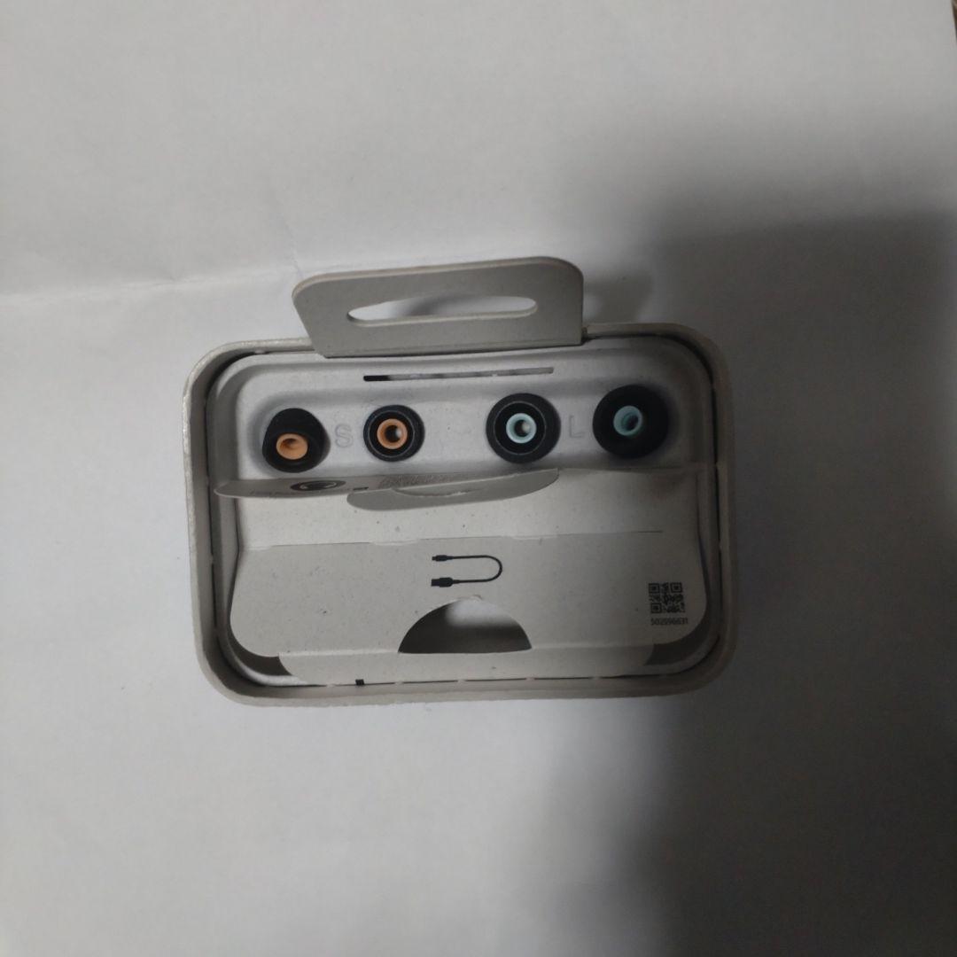 SONY ワイヤレスイヤホンWF-1000XM4 ブラック 充電ケース付き