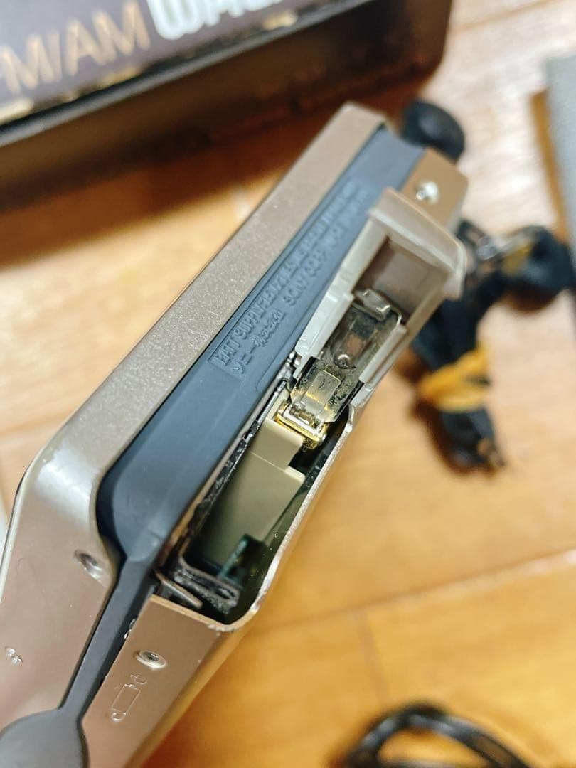 SONY WALKMAN カセットプレーヤー WM-FX5 鏡面 付属品あり