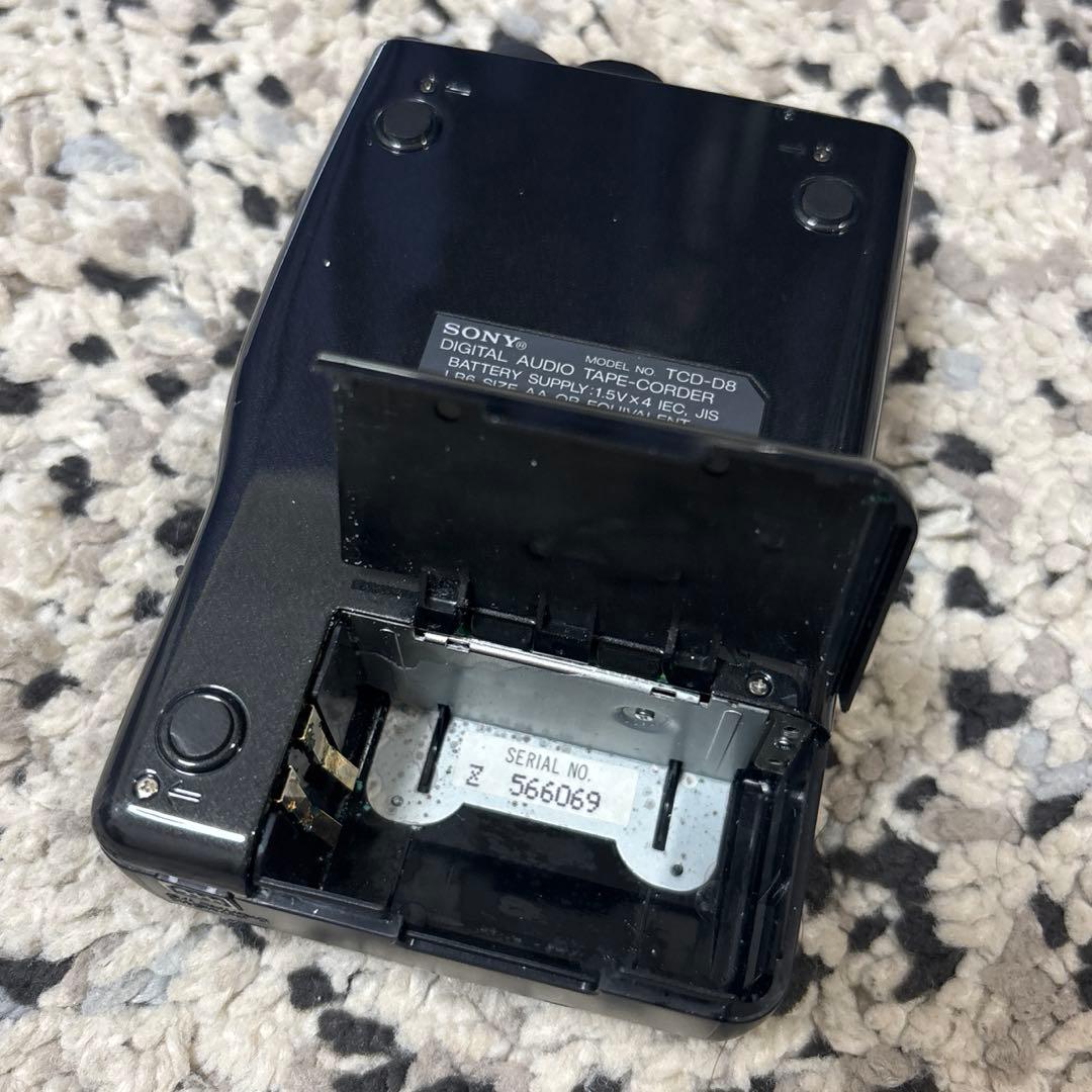 SONY DATウォークマン TCD-D8