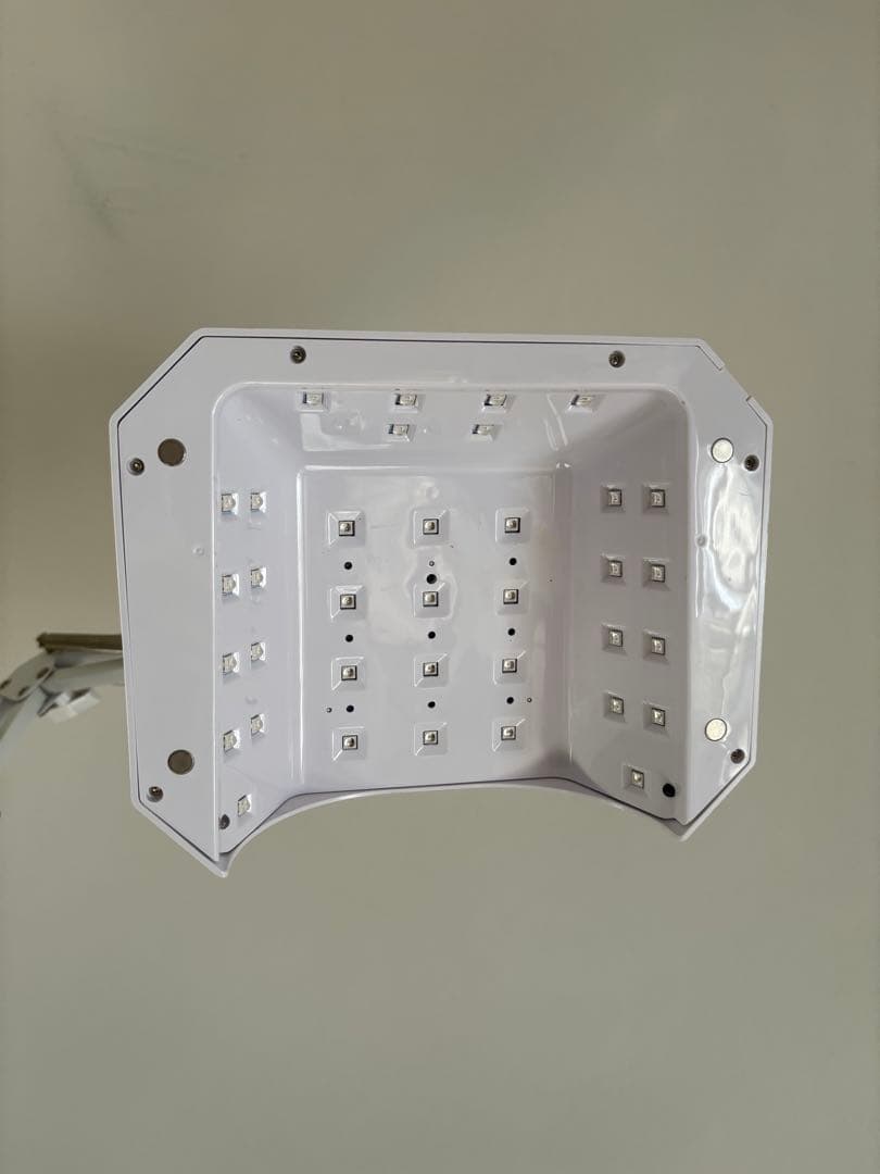 Ann Professional アンプロフェッショナルLED&UVライト